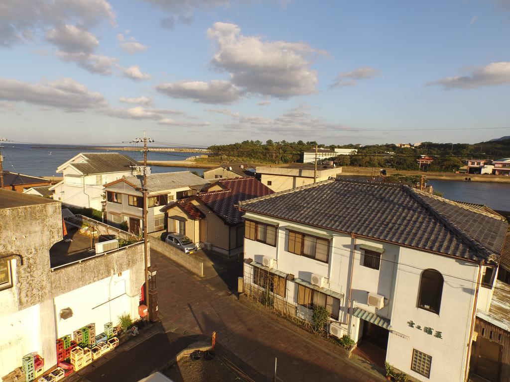 ホテル 民宿　宮之浦荘 屋久島町 エクステリア 写真